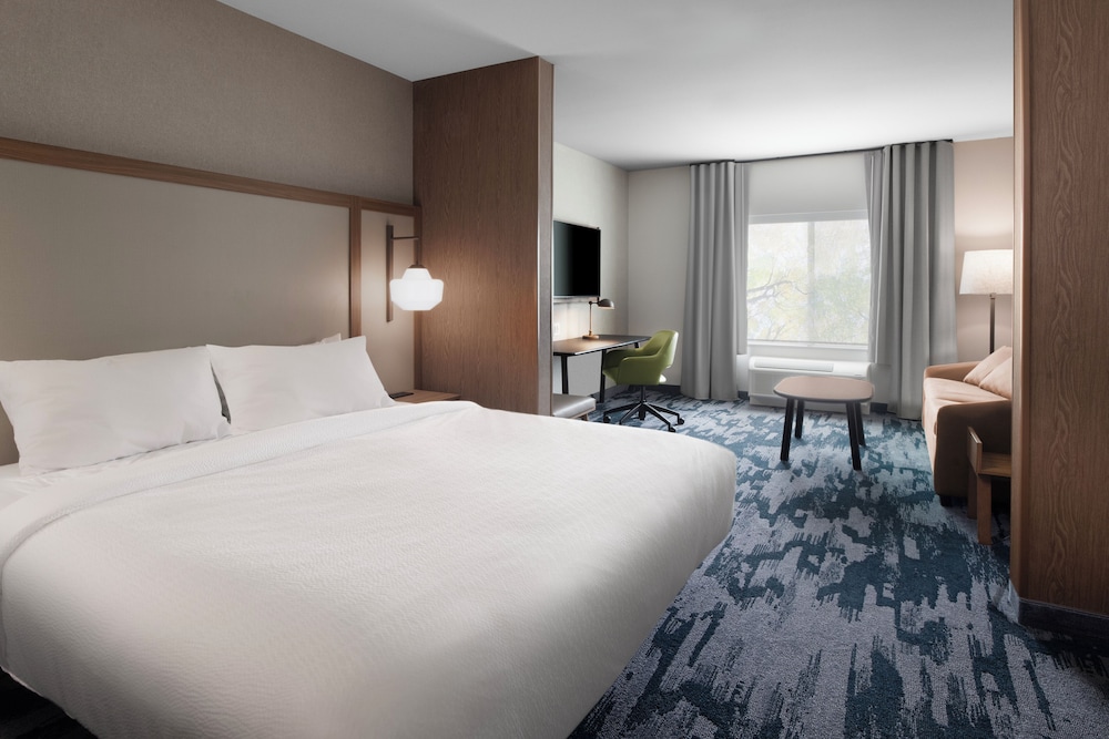Fairfield Inn & Suites DeSoto Dallas South 10/44