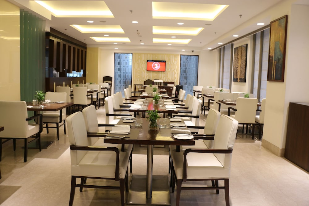 Country Inn And Suites By Radisson Bhiwadi 34/50