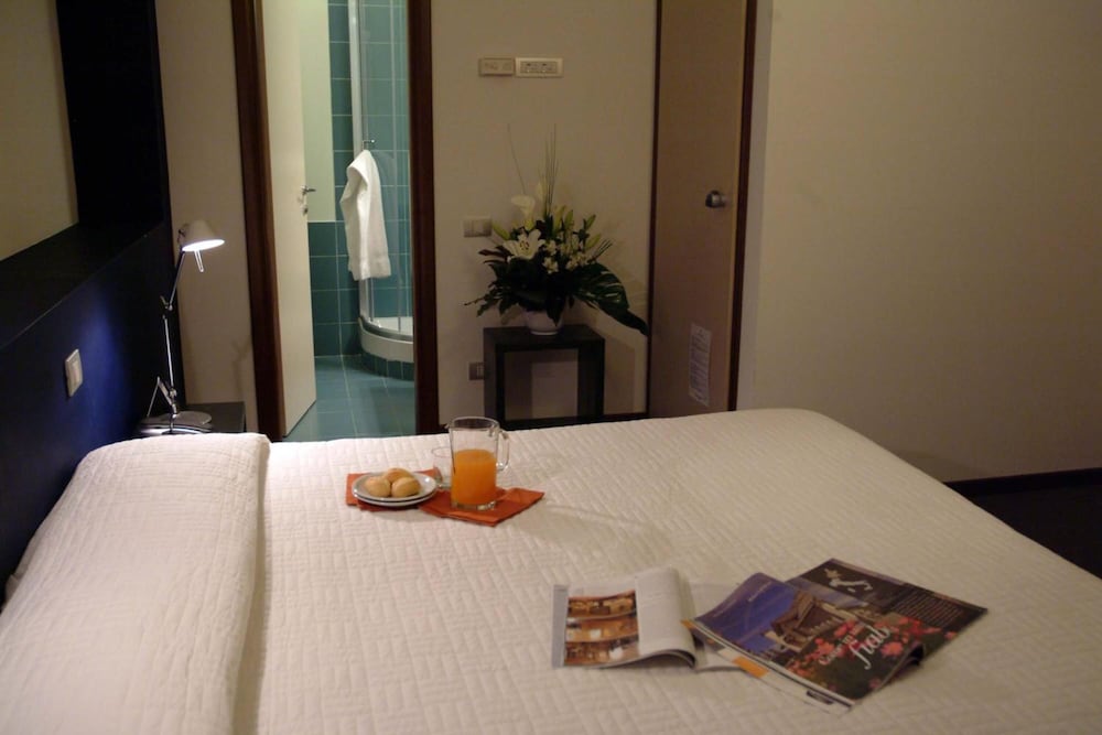 Hotel Orvieto 9/32