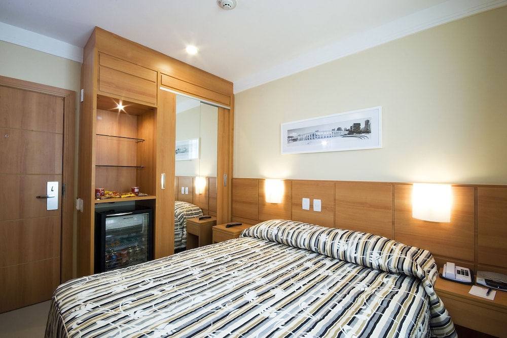 STANDARD, DOUBLE BED