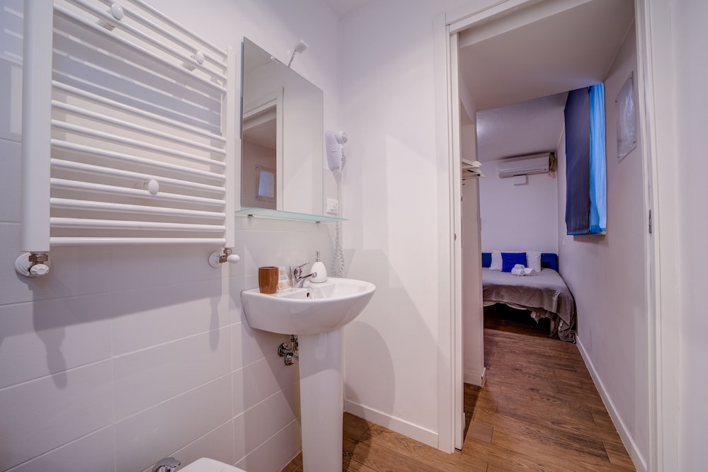 Liberty Suites 24/45