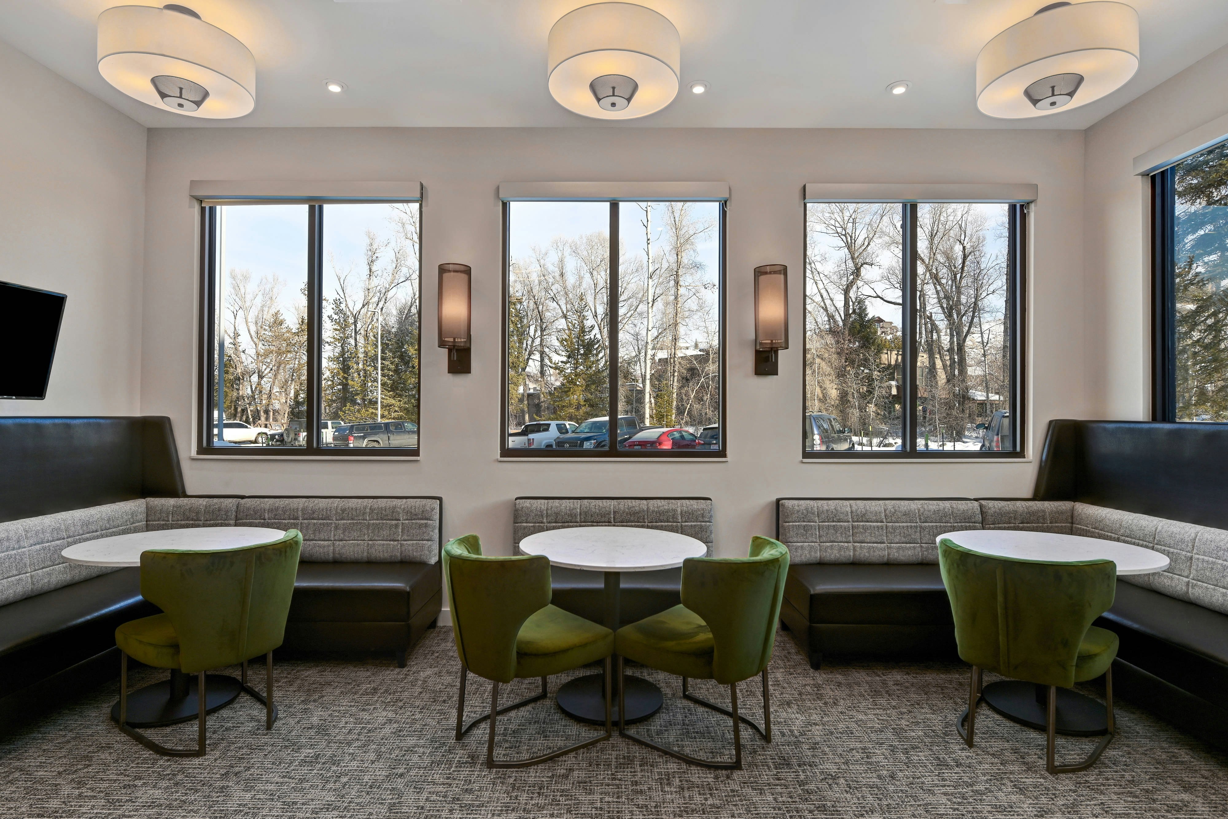 Residence Inn by Marriott Steamboat Springs 24/43