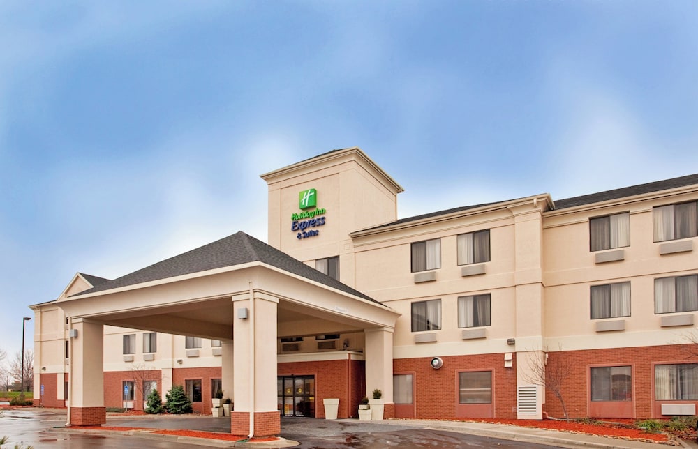Holiday Inn Express & Suites Kansas City-Liberty (Hwy 152), an IHG Hotel 2/74