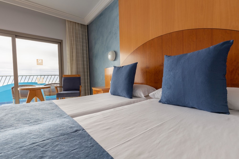 R2 Hotel Pajara Beach 13/48