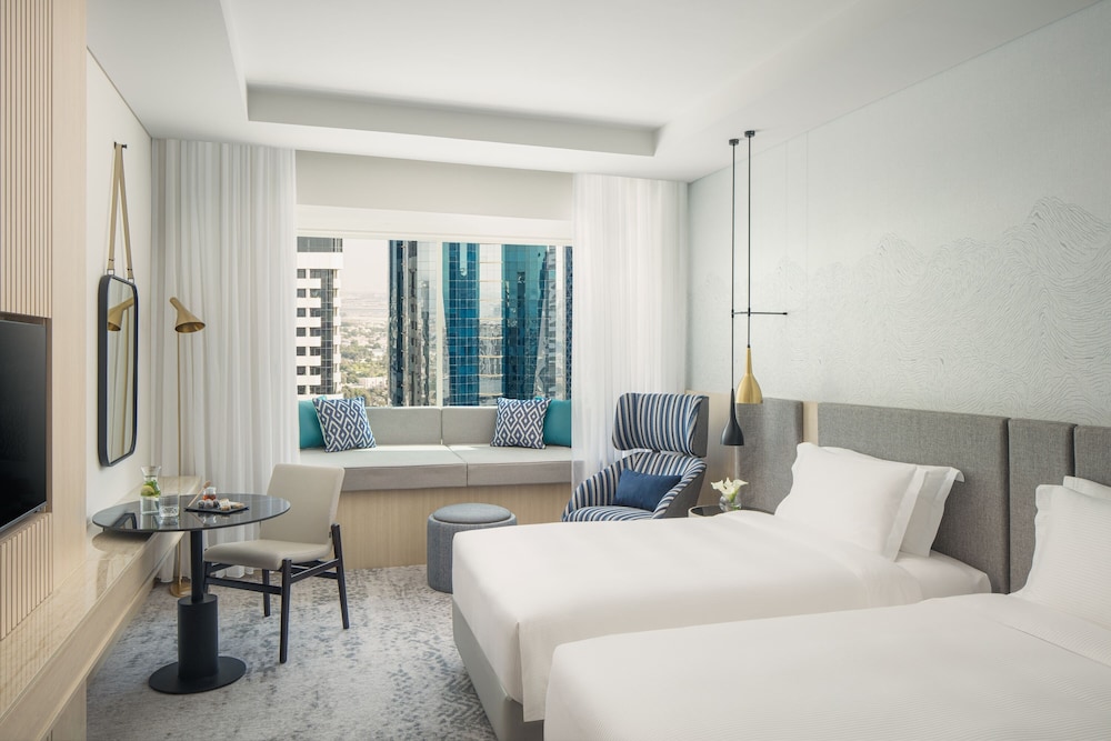 NEWLY DESIGNED, TWIN BEDS, WINDOW SEAT VIEW