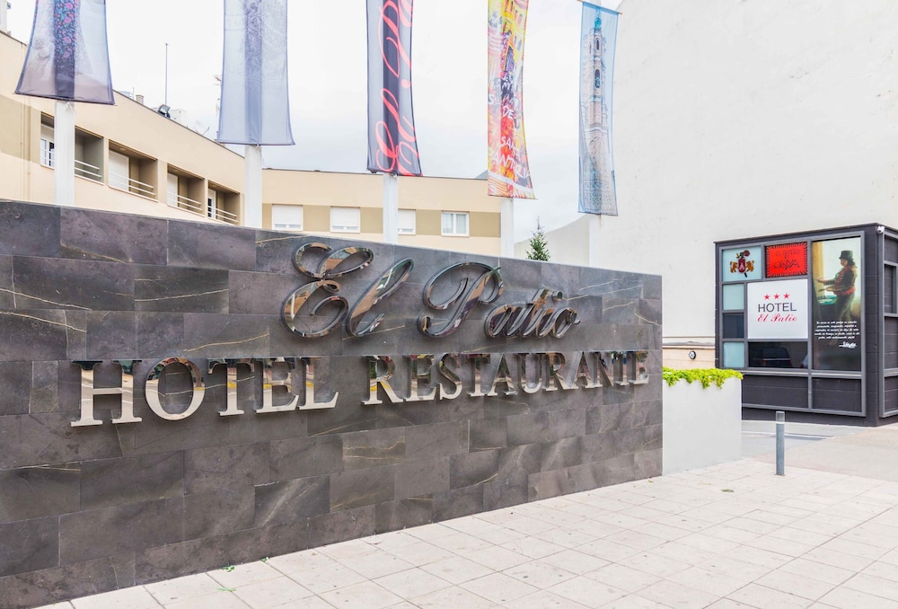 HOTEL RESTAURANTE EL PATIO 30/39