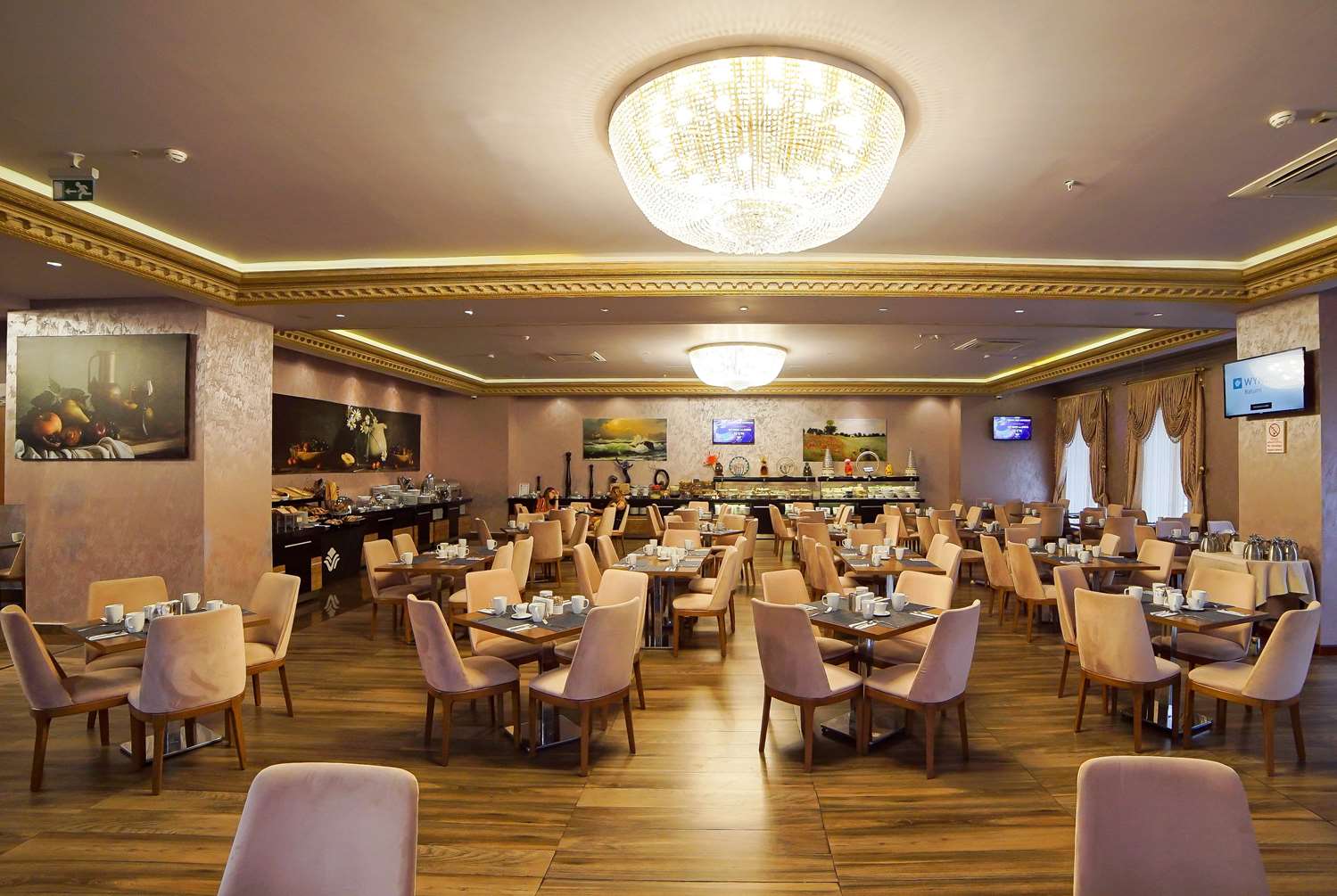 Wyndham Batumi 68/78