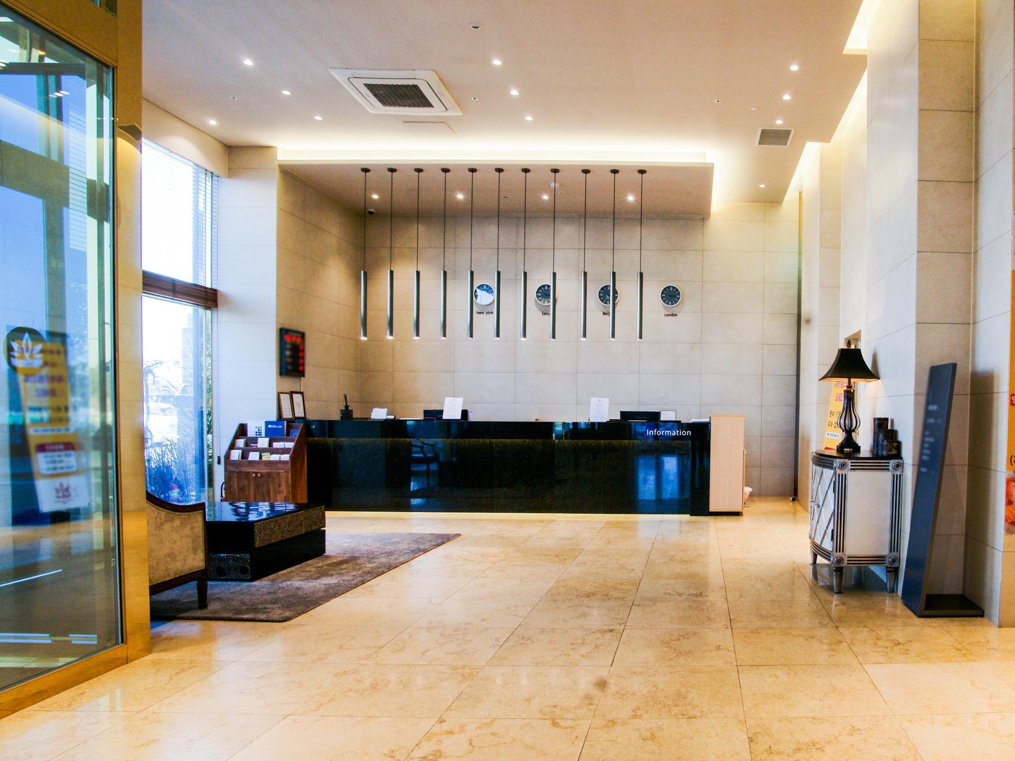 Stellar Hotel Yeongjong 24/50