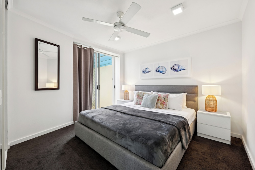 Breakfree Diamond Beach Broadbeach 22/78