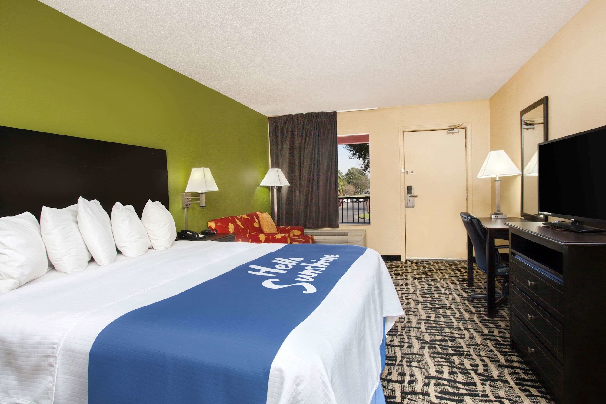STANDARD, KING BED