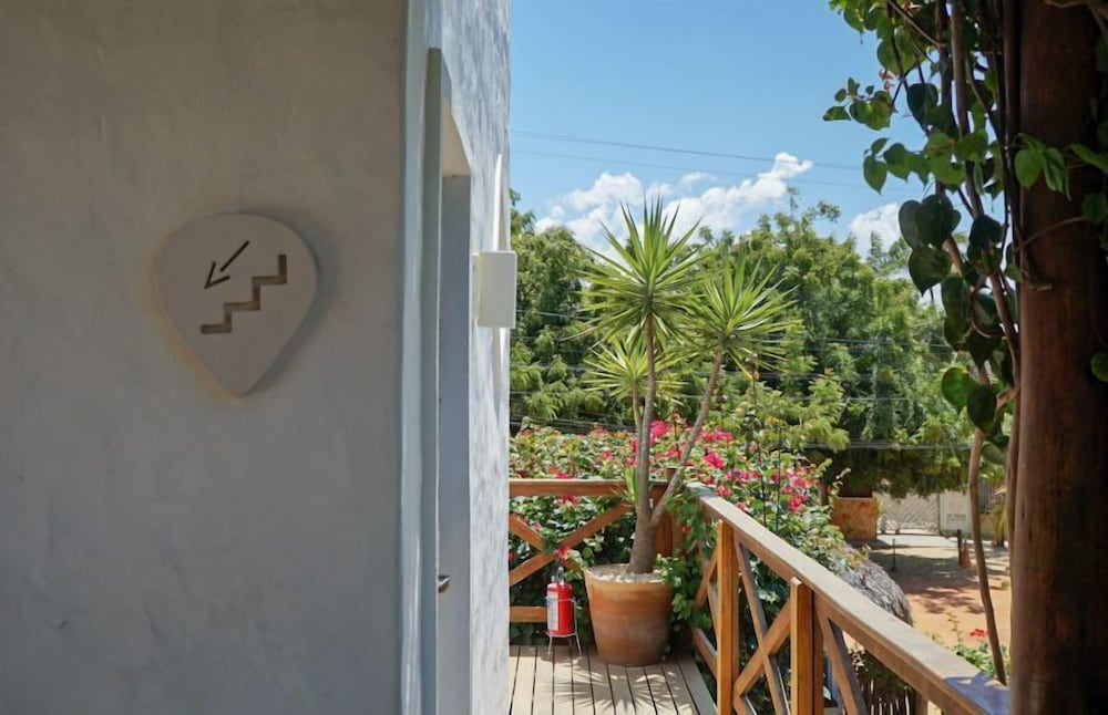 La Plage Hotel Boutique 2/24