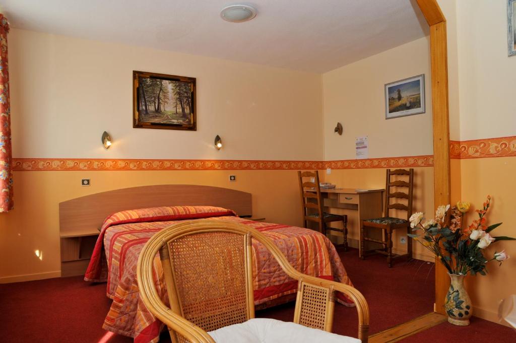 HOTEL LE VAL DE VENCE 27/31