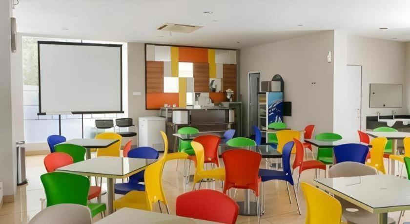 Hotel New Coklat 24/27