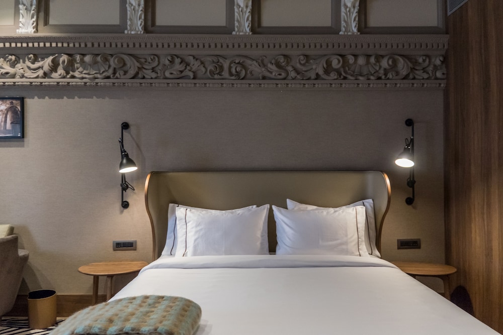 Circulo Gran Via Hotel Autograph Collection Adults Only 5/52