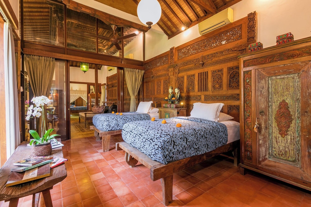 Villa Kampung Kecil 24/78