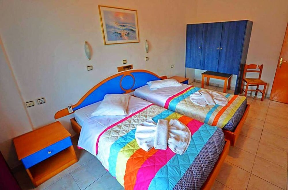 Nitsas Hotel Apartments 15/54