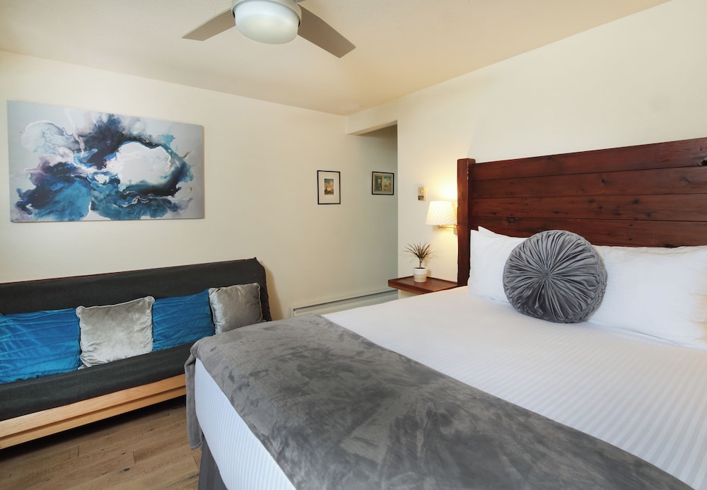 Rio Villa Beach Resort 7/50