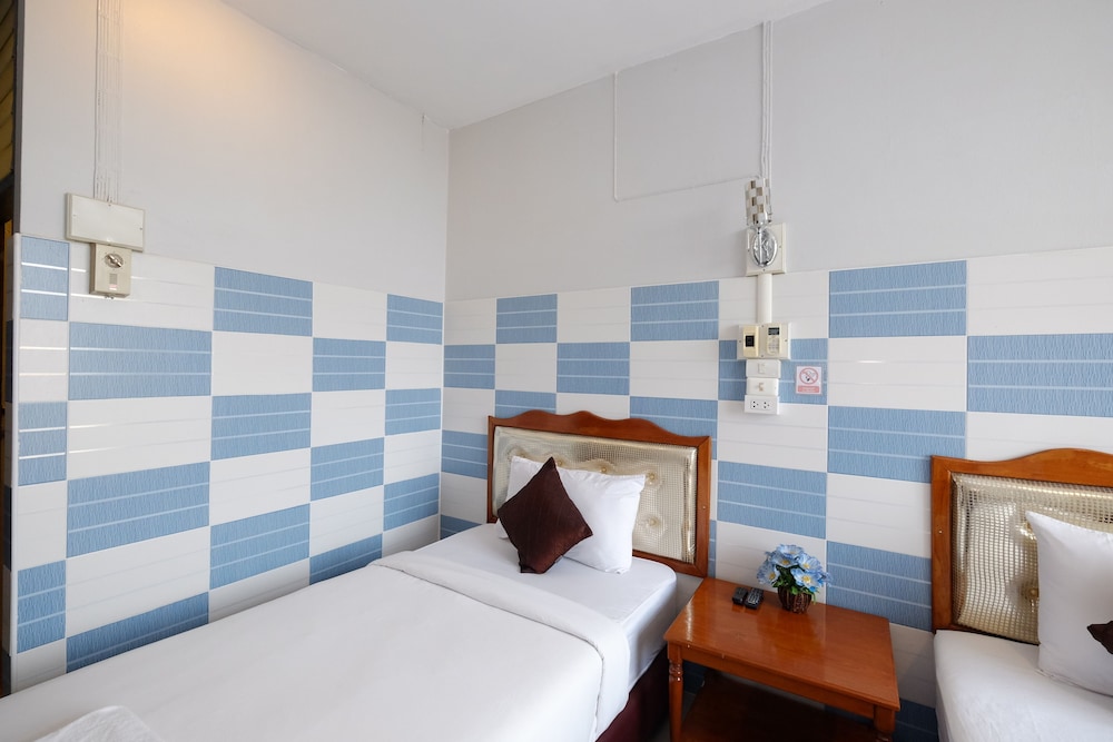 Mitaree Hotel 1 17/39