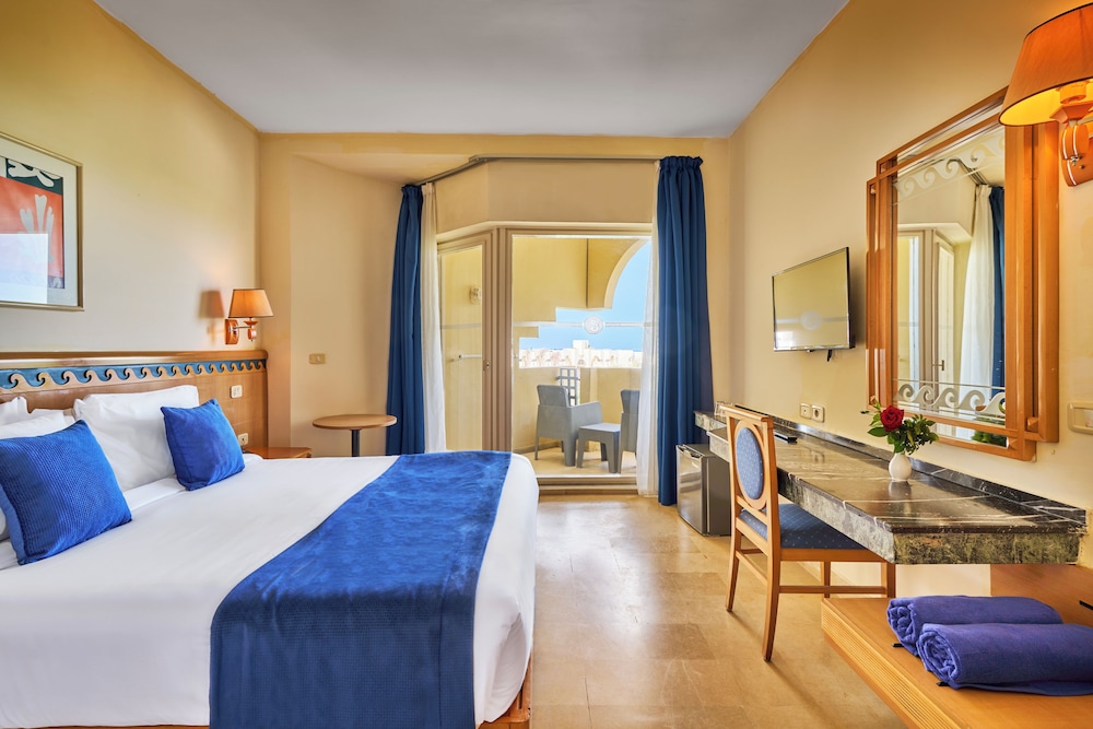 Room, Twin Beds, Side Sea View