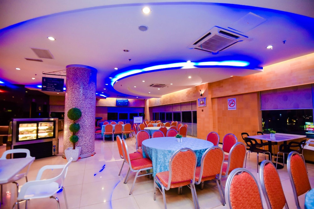 Ritz Garden Hotel Manjung 51/62