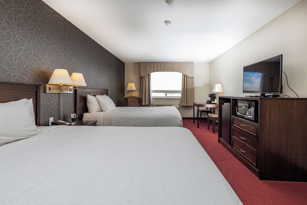 Upgrade, Standard, 2 Queen Beds