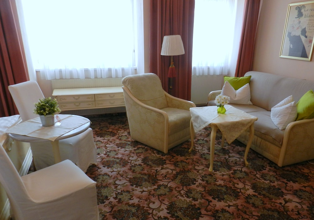 Aviano - Pension 50/71