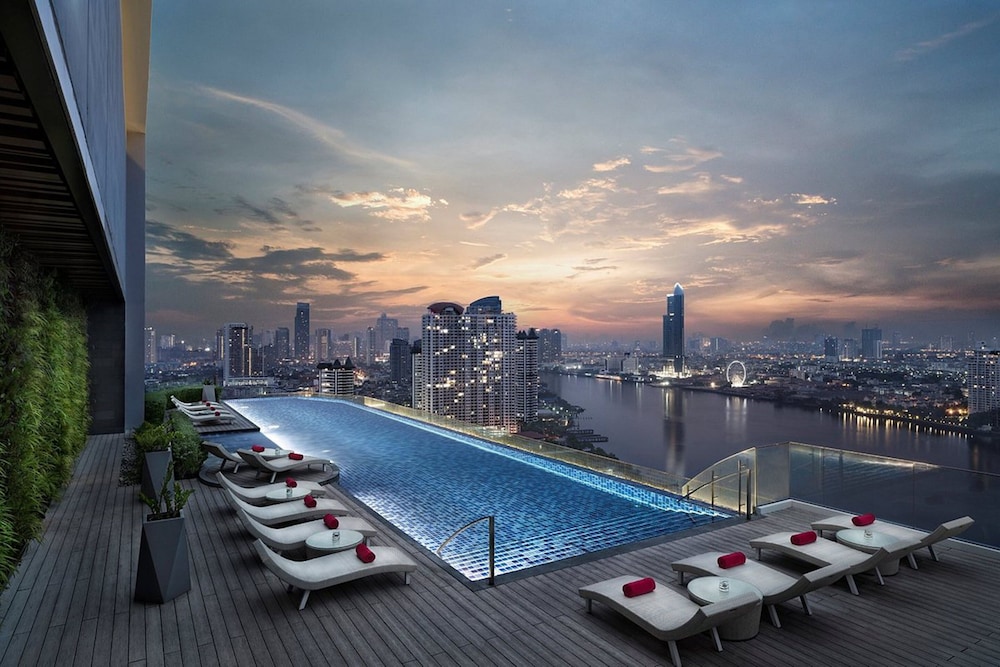 Avani Riverside Bangkok Hotel 59/72