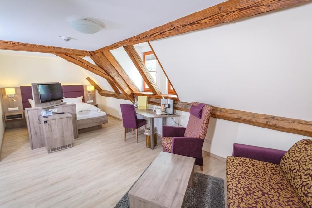 Sternen Hotel and Restaurant 27/50