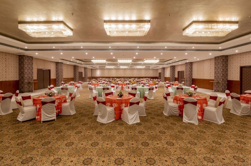 Saya Grand Resort By Treat Thane 43/50