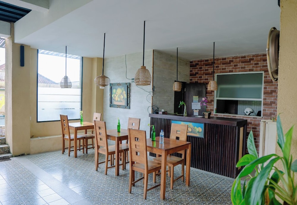 Oyo 612 Dante Guesthouse 51/66