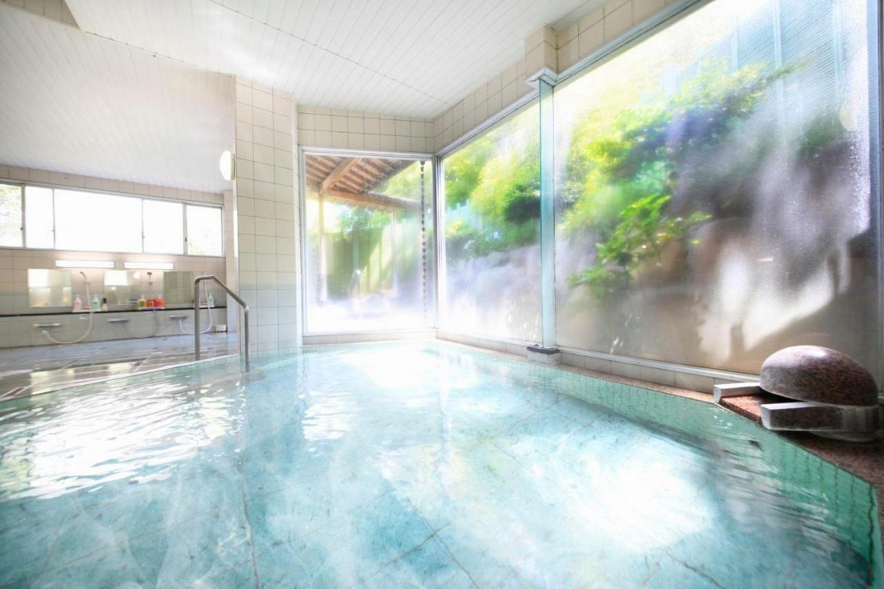 Atami Ajiro Onsen Hot Springs Hotel Shofuen 12/23