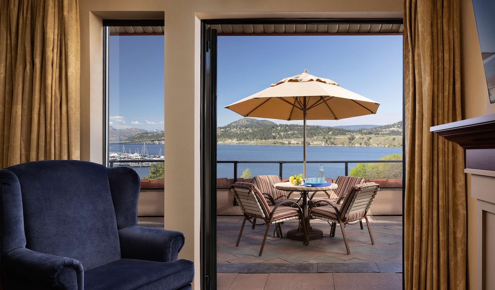The Royal Kelowna 40/64