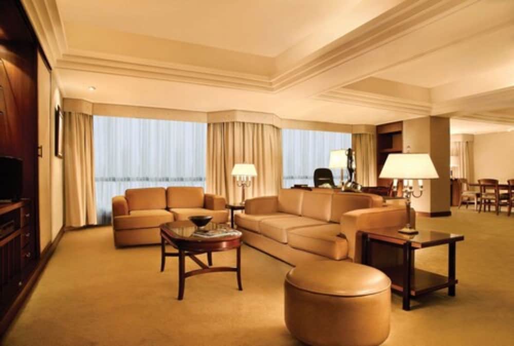 Lumire Hotel And Convention Centre 26/50