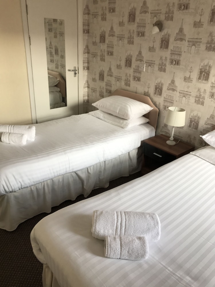 Queens Plaza Hotel 19/72