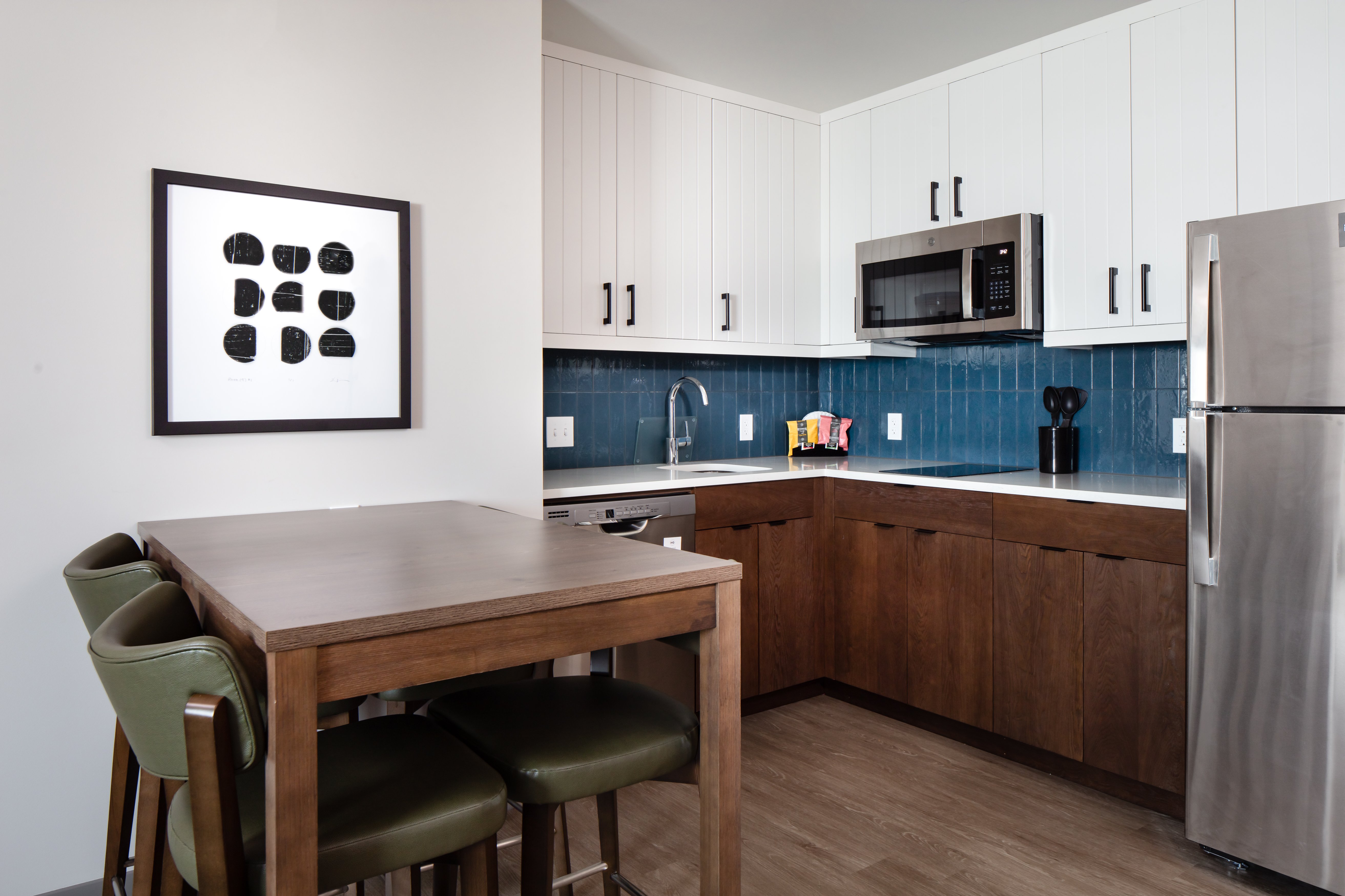Staybridge Suites Iowa City Coralville 46/50