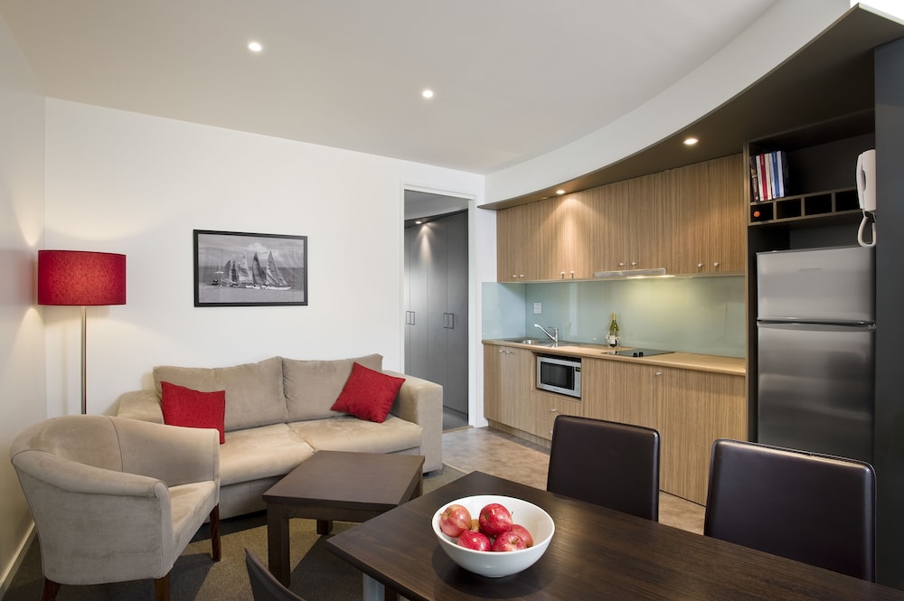 The Waves Serviced Apartments 37/52