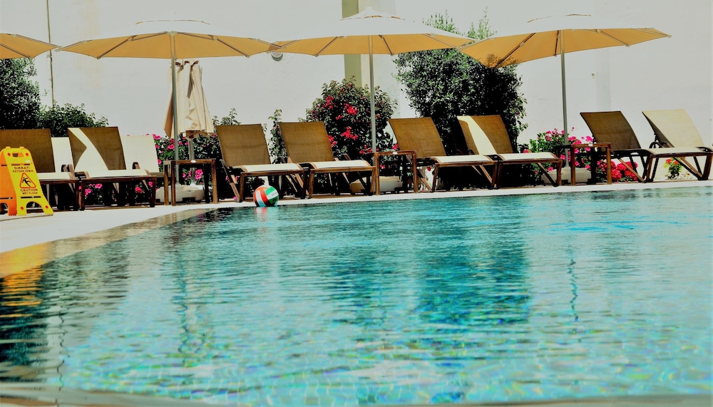 Olivias Group Hotel 36/42