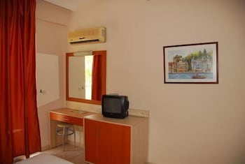 Park Hotel - Adults Only 11/43