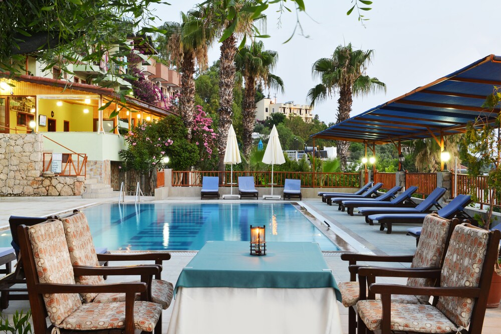 Patara Delfin Hotel 56/61