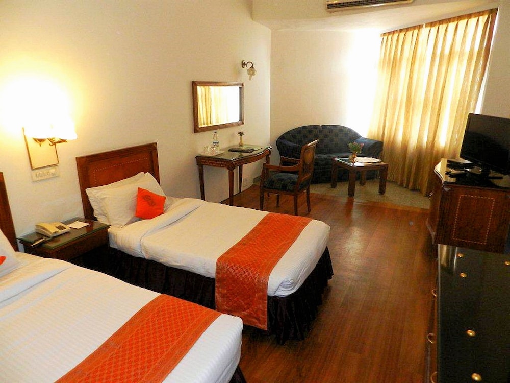Hotel Amarpreet, Aurangabad - AM Hotel Kollection 11/50
