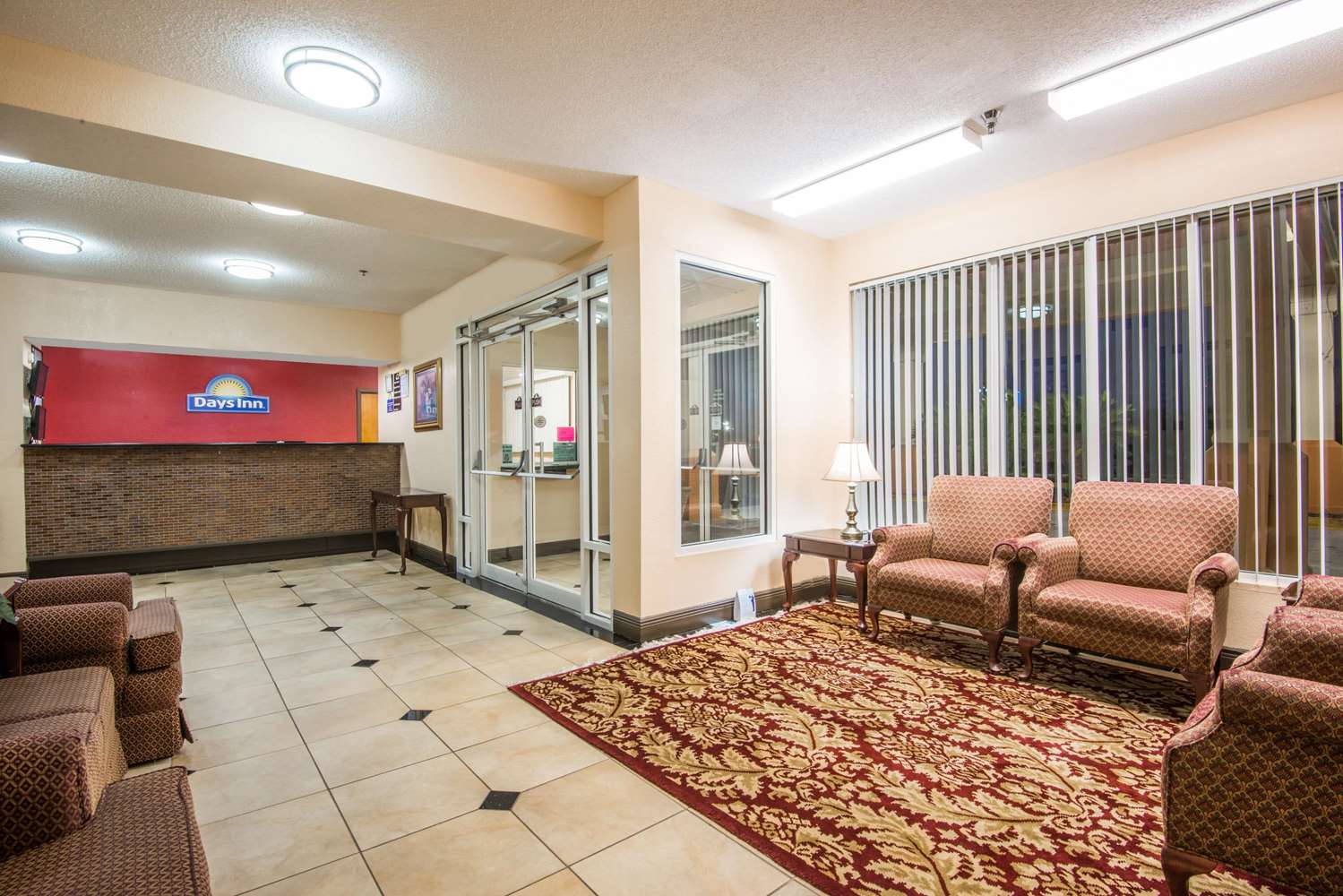 Days Inn By Wyndham Coliseum Montgomery Al 13/26