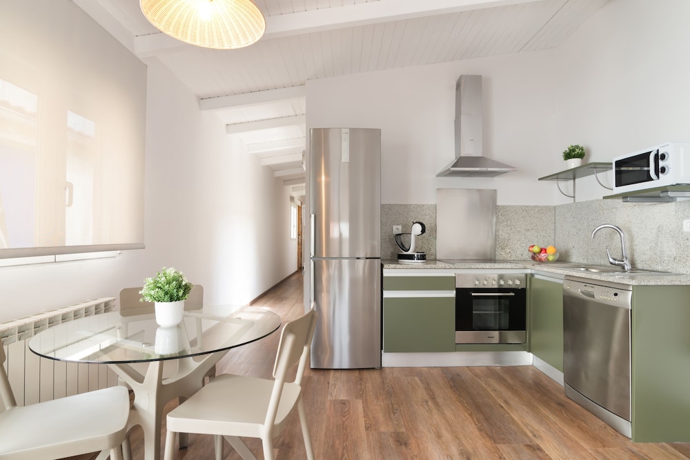 Apartamentos Roisa Centro 54/72