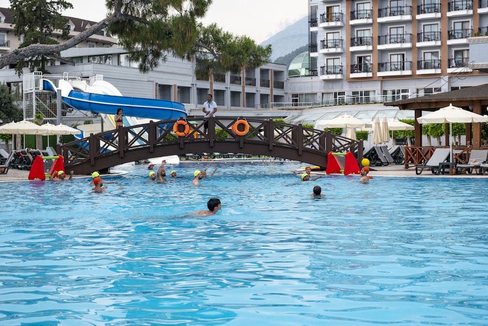 Fore Resort & Spa 46/57
