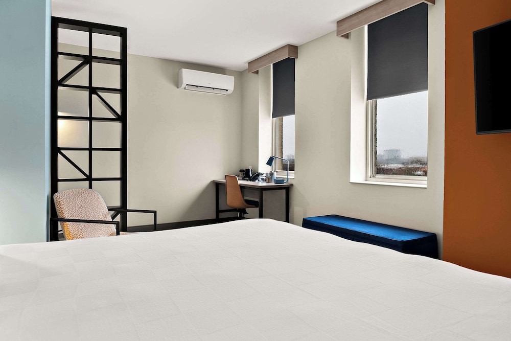 CityFlatsHotel - Port Huron, an Ascend Collection Hotel 16/40
