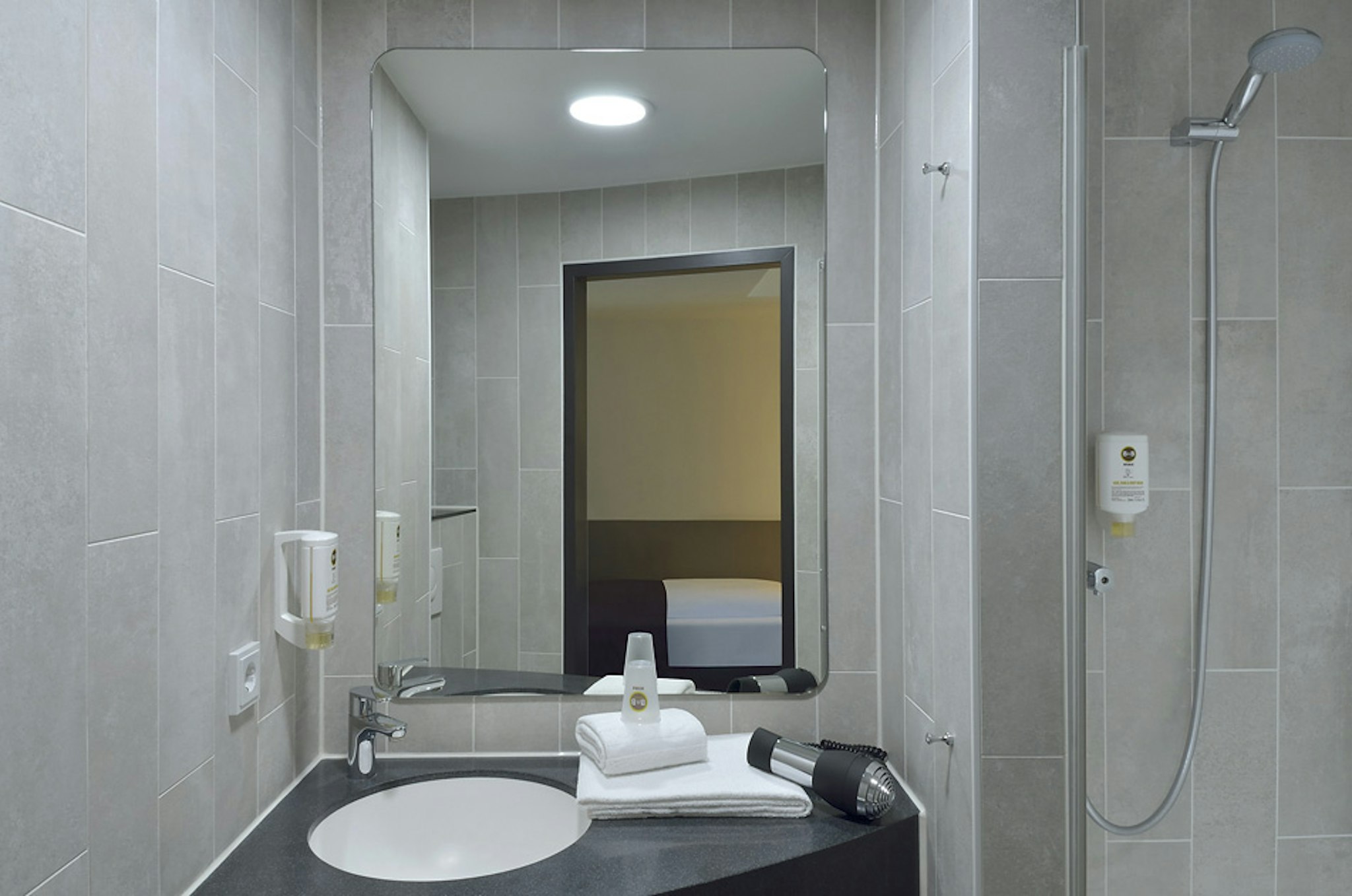 B&B Hotel Mannheim 12/14