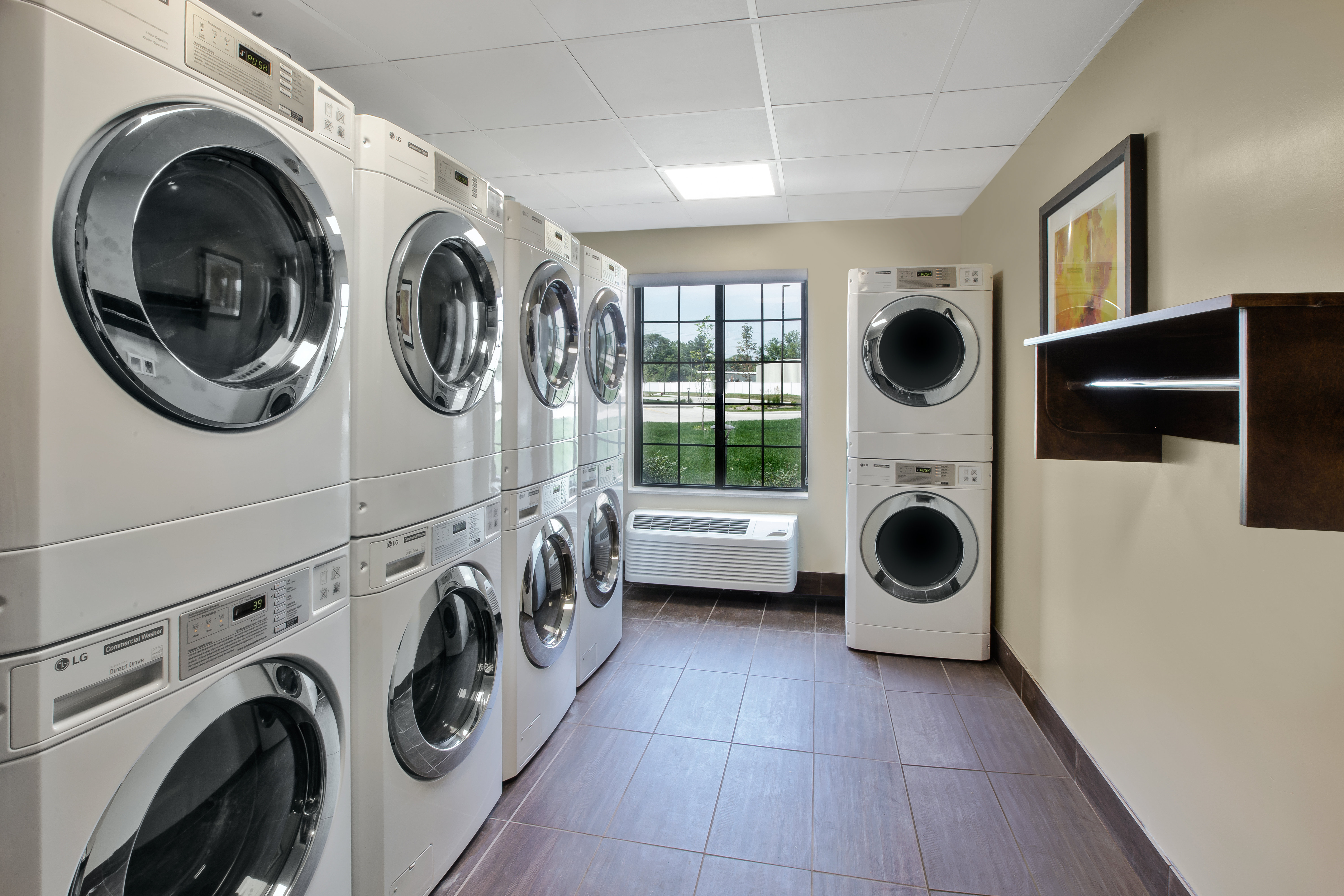 Staybridge Suites Benton Harbor St Joseph 23/49