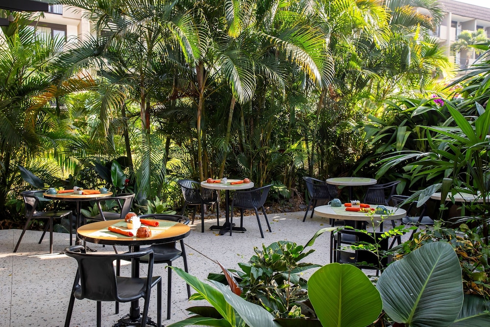 Holiday Inn San Jose La Sabana an IHG Hotel 31/47