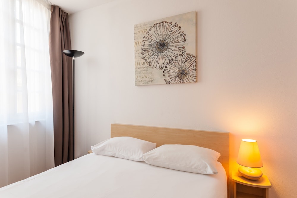 Residhotel Vieux Port 20/50