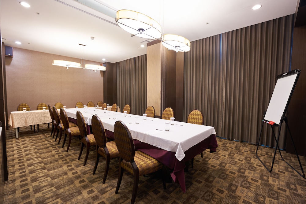 Taipung Suites 60/62