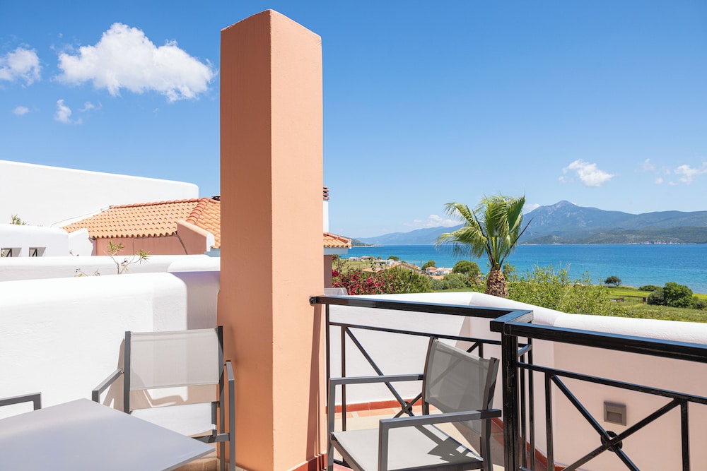 Nisea Hotel Samos 88/106